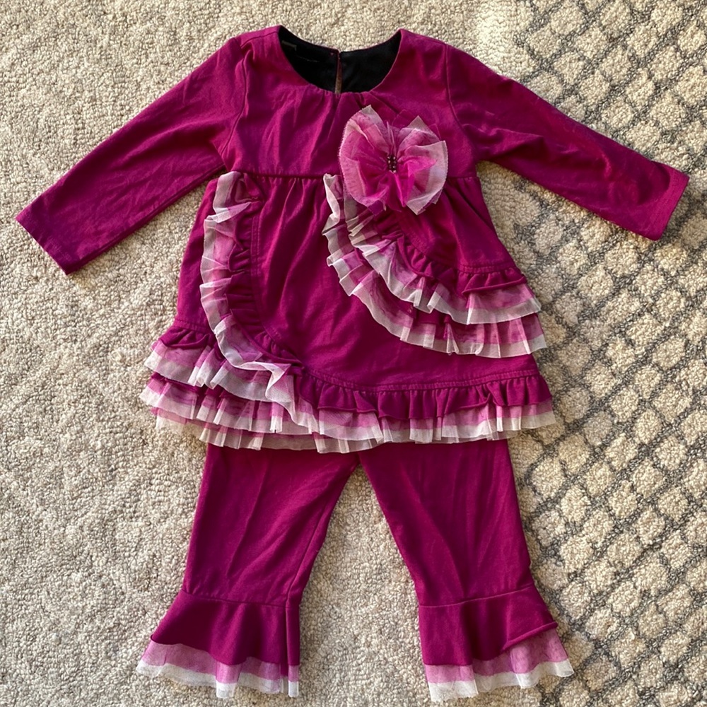 Isobella & Chloe outfit. Size 18 months